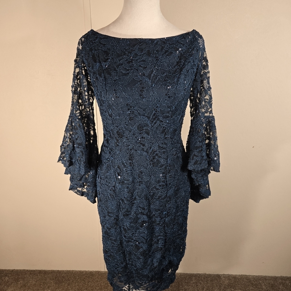 VENUS Off Shoulder Dress Bell Sleeve Blue Lace / Slip Sz 8 - Picture 4 of 9